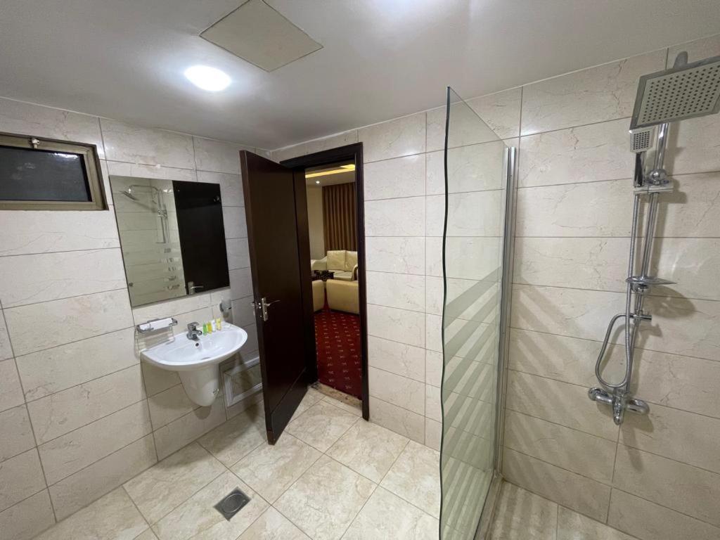Madison Hotel 암만 외부 사진