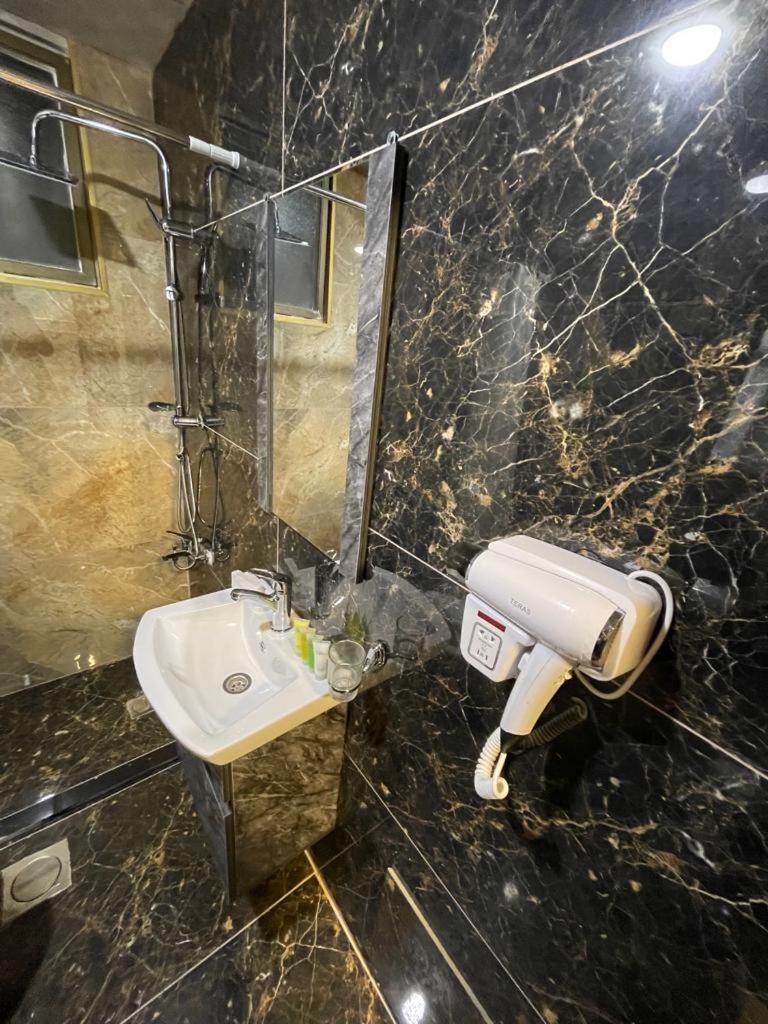 Madison Hotel 암만 외부 사진